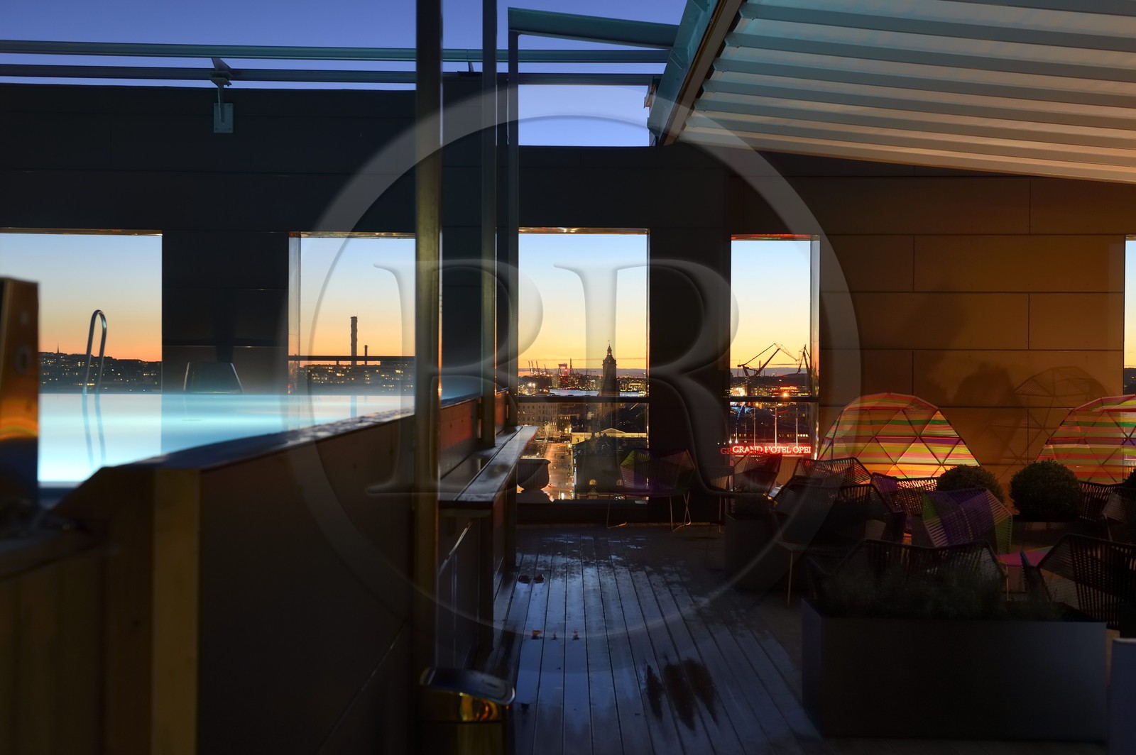 Suède, Västra Götaland, Göteborg (Gothenburg), le Clarion Hotel Post, la piscine au dernier étage