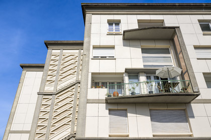 France, Charente-Maritime (17), Royan, Rue de Foncillon, immeuble Taunay ou du Dr Audouin (1949) de l'architecte Louis Simon