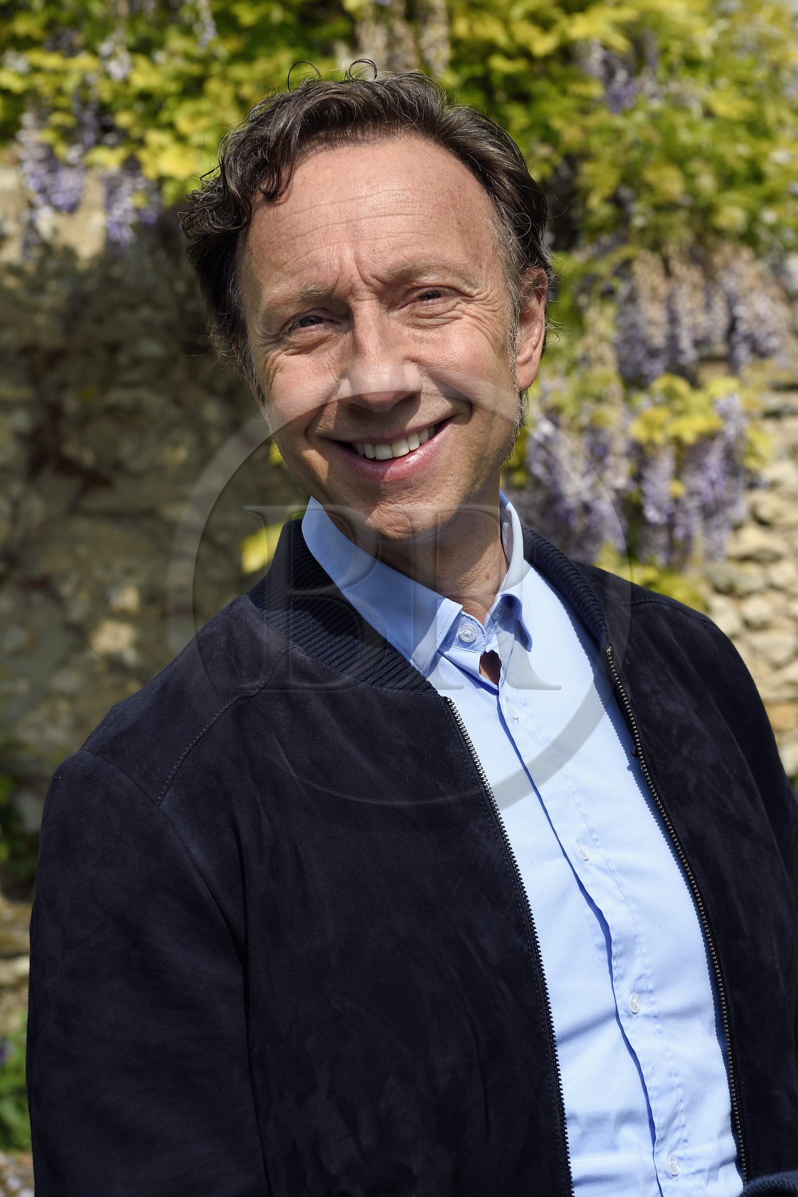 France, Yvelines (78), Montchauvet, tournage pour la télévision du Village Préféré des Français avec Stéphane Bern