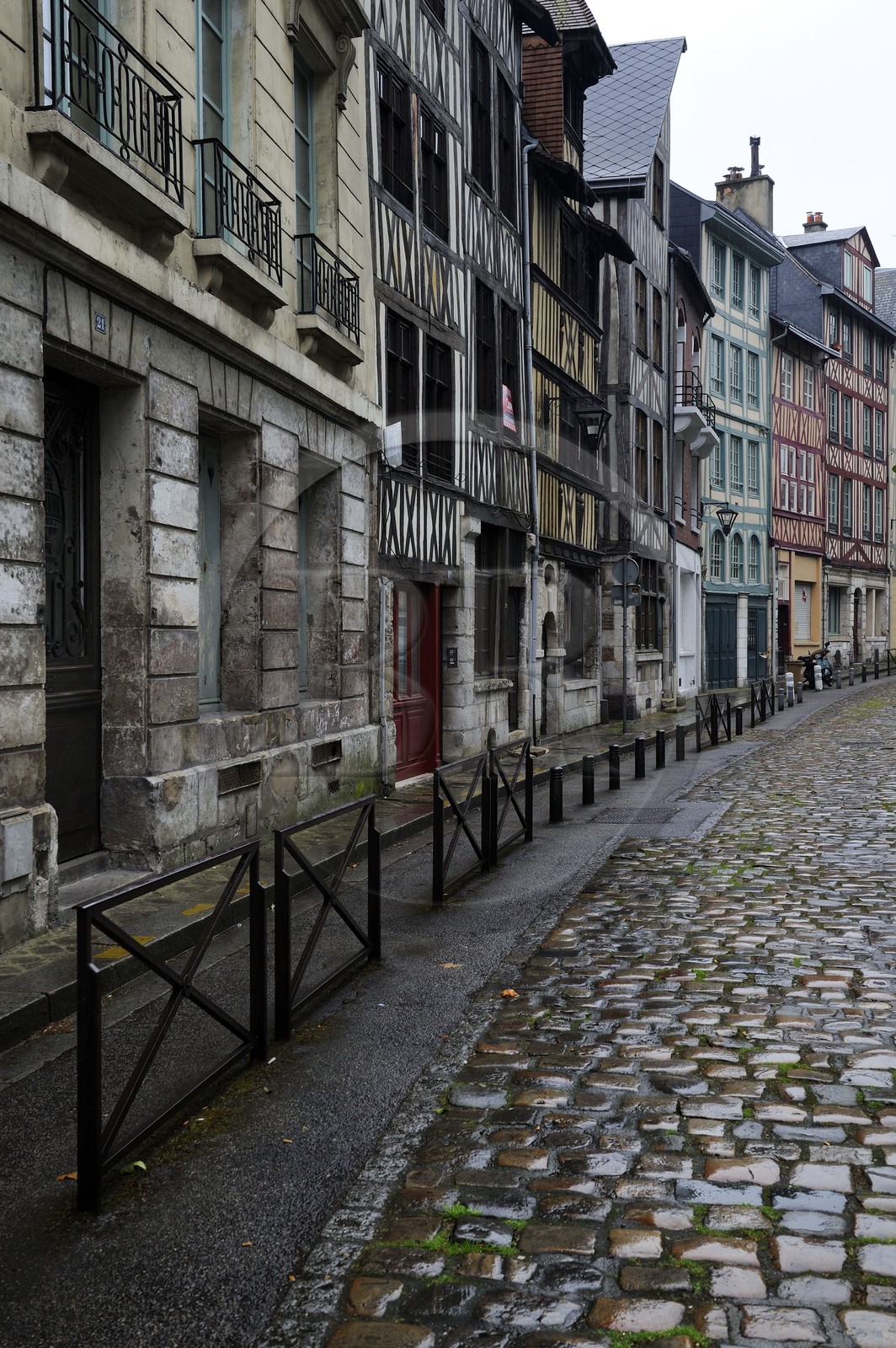 France, Seine-Maritime (76), Rouen, la très vieille rue des Faulx