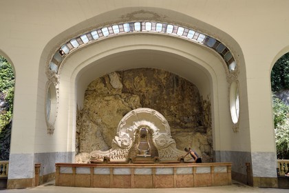 France, Allier (03), Vichy, le pavillon de la source des Célestins, eau Vichy-Célestins