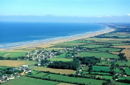 France, Calvados (14), Omaha Beach, une des plages du débarquement de la Seconde Guerre Mondiale, (vue aérienne)