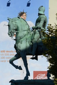 Suède, Västra Götaland, Göteborg (Gothenburg), statue équestre du roi Charles IX place Ostra Larmgatan