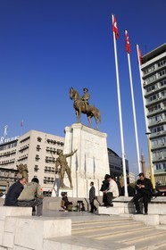 Turkey, Central Anatolia, Ankara, Ulus Meydani Square with Ataturk equestrian statue