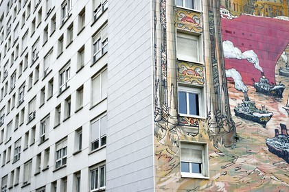 France, Charente, Angouleme, Rue de la Grand-Font, New York sur Charente, wall painted detail from an original drawing by Nicolas de Crécy and made by the Cité de la Création in 2001