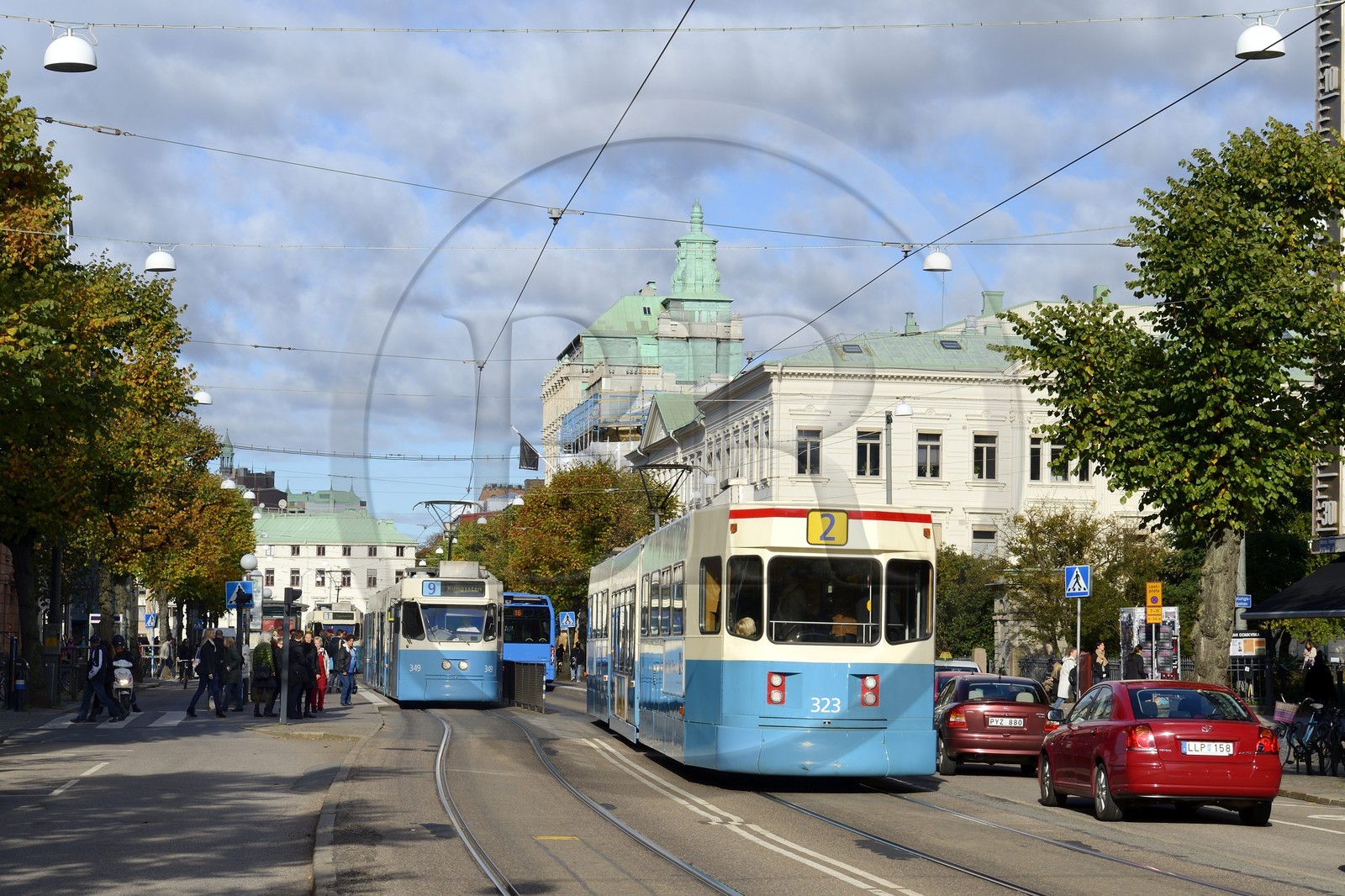 Suède, Västra Götaland, Göteborg (Gothenburg), tramways sur la rue principale Ostra Hamng