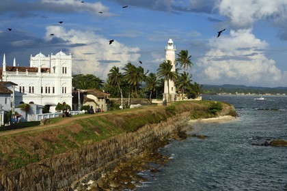 Sri Lanka, Southern Province, Galle Fort, listed as World heritage by UNESCO, the Meera mosque and the lighthouse