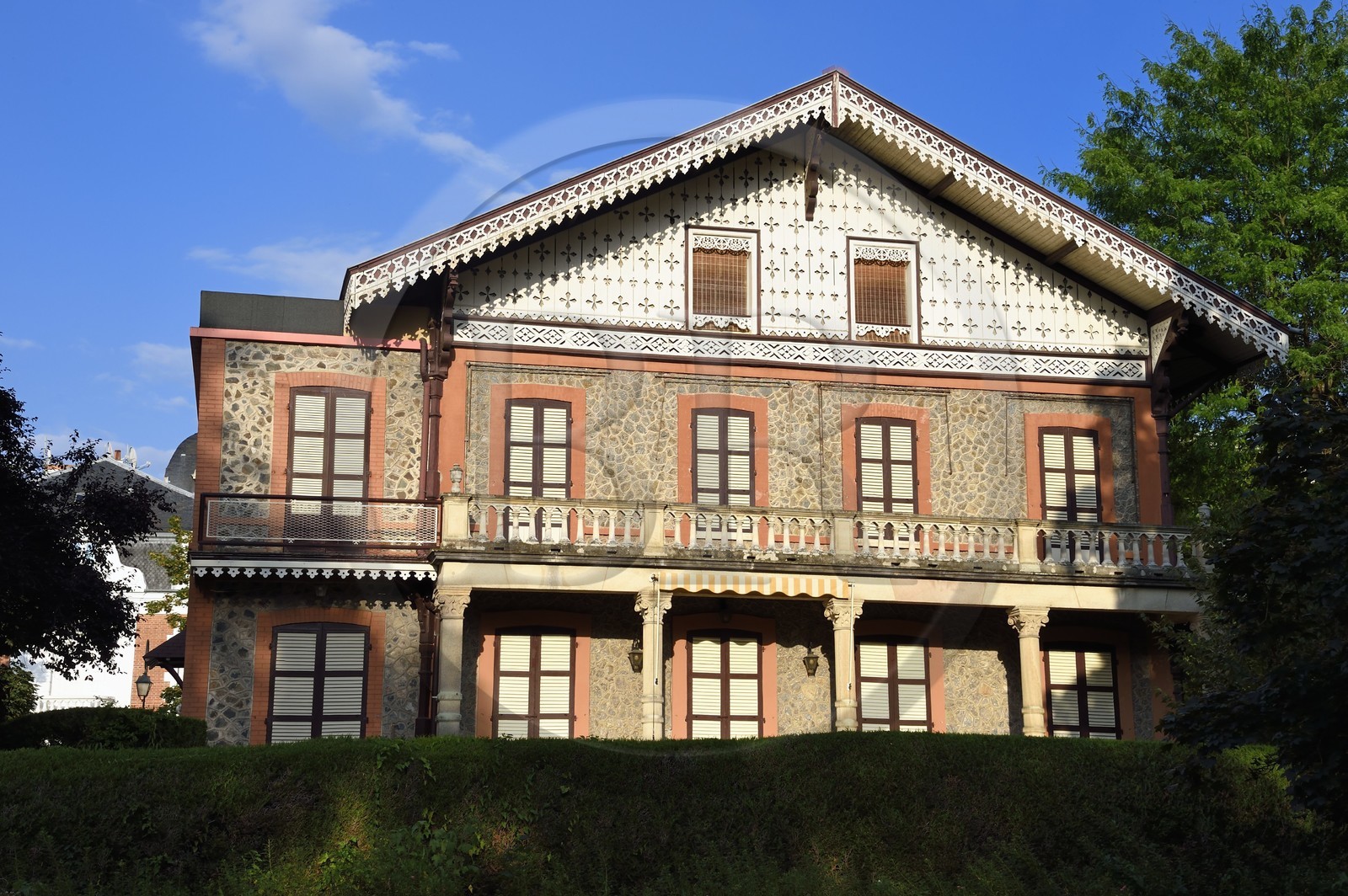 France, Allier (03), Vichy, les chalets Napoléon III, le chalet des Roses de l'architecte Jean Lefaure