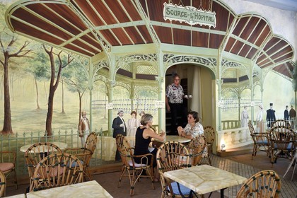 France, Allier (03), Vichy, restaurant Le Samoa and its painted decoration representing the source of the Hospital at the Belle Epoque