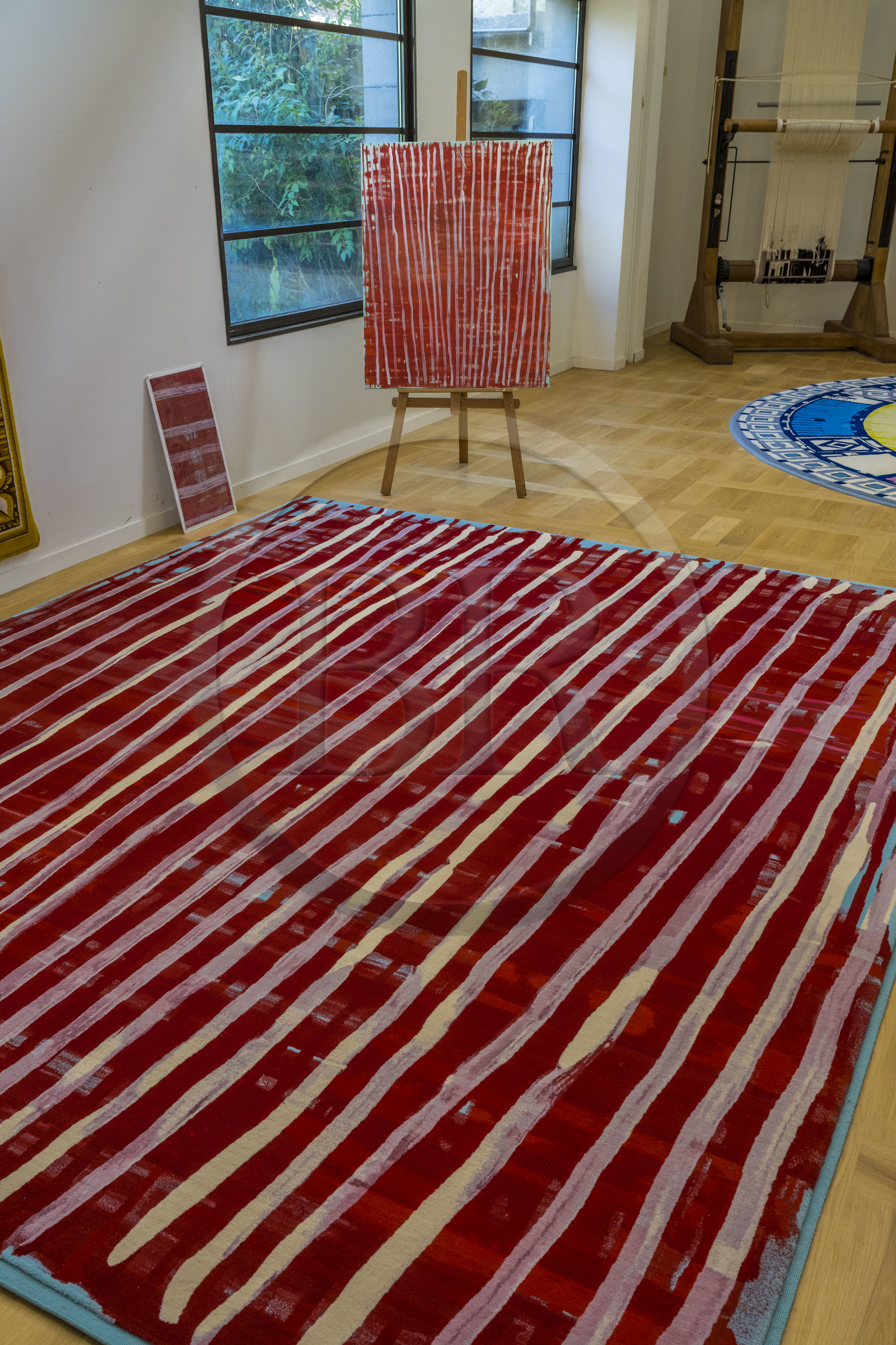 France, Hérault (34), Lodève, Manufacture de la Savonnerie unique annexe de la Manufacture Nationale de tapis de la Savonnerie des Gobelins, Tapis velours dessiné par Marie-Claude Bugeaud, Plié-Déplié (2016) collections du Mobilier National