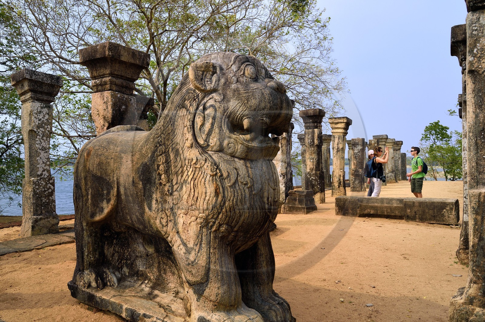 Sri Lanka, province du Centre-Nord, Polonnaruwa, l'ancienne capital du pays (XIe au XIIIe siècle) est classée au Patrimoine Mondial de l'UNESCO, palais de Nissanka Malla, chambre du conseil royal
