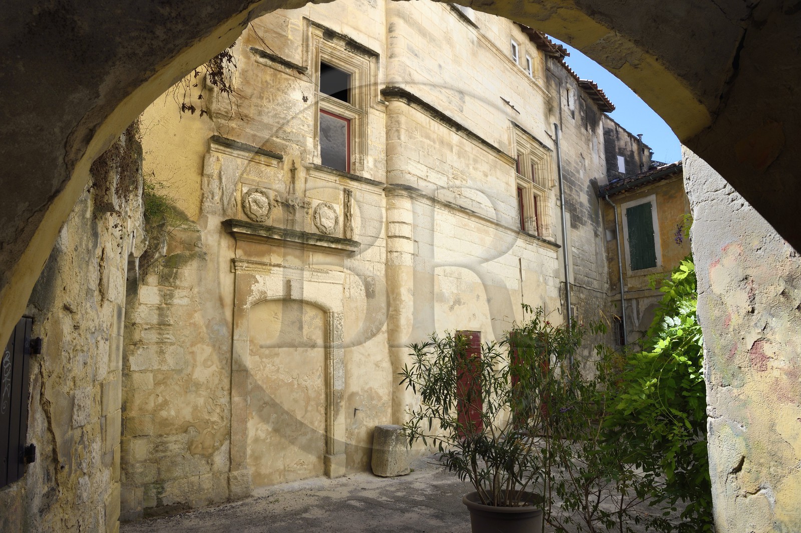 France, Bouches-du-Rhône (13), Arles, Couvent des Ursulines XVe-XVIIe siècle