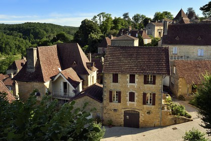 France, Dordogne (24), Périgord Noir, vallée de la Dordogne, Limeuil, labellisé Les Plus Beaux Villages de France, place des Fossés