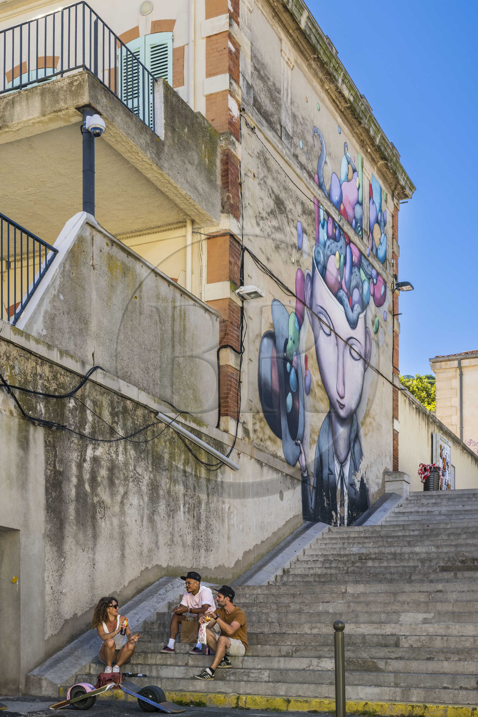 France, Hérault (34), Sète, le Quartier Haut, fresque murale qui fait parti du MACO - Musée à ciel ouvert, Monsieur TIELLE de Julien Seth Malland dans la rue Paul Valery