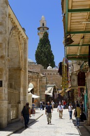Israel, Jerusalem, holy city, the old town listed as World Heritage by UNESCO, Christian Quarter, street St. Helena leading to Muristan bazaar and mosque of Omar
